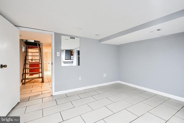 619 NORTHPOINT RD, Baltimore, MD 21224