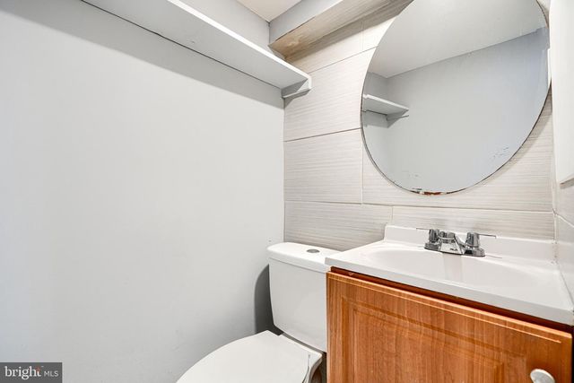 619 NORTHPOINT RD, Baltimore, MD 21224