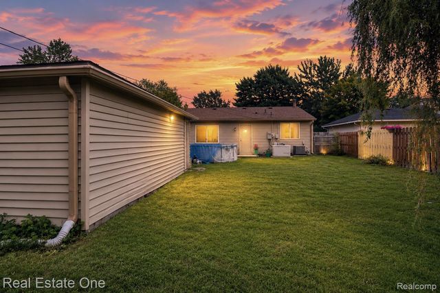 15404 Colbert Street, Romulus, MI 48174