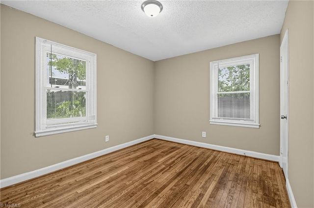 843 Willow Place, High Point, NC 27260