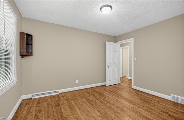 843 Willow Place, High Point, NC 27260