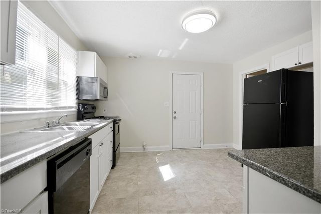 843 Willow Place, High Point, NC 27260