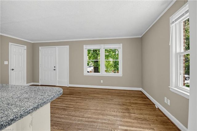 843 Willow Place, High Point, NC 27260