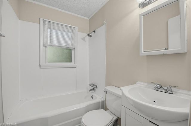 843 Willow Place, High Point, NC 27260