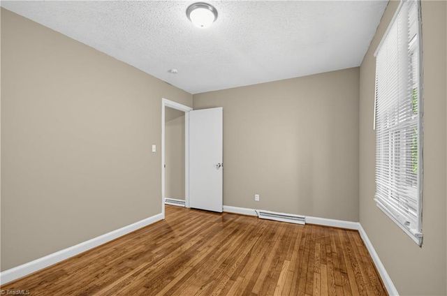 843 Willow Place, High Point, NC 27260
