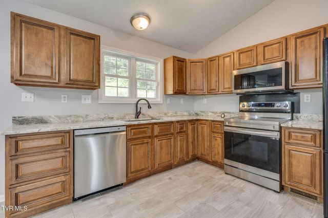 108 Plymouth Hill, Greeneville, TN 37743