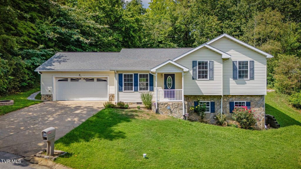 108 Plymouth Hill, Greeneville, TN 37743