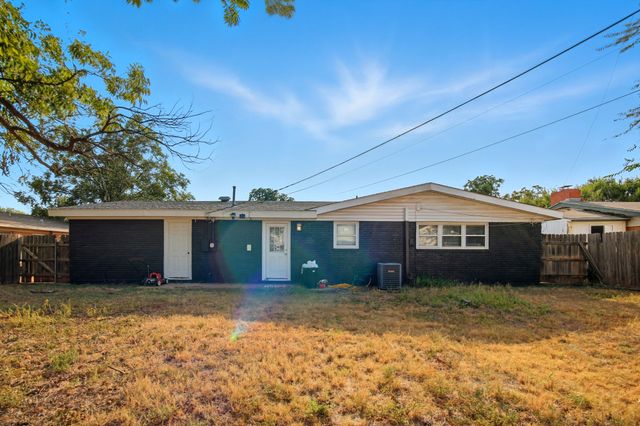 1974 Westview Drive, Abilene, TX 79603