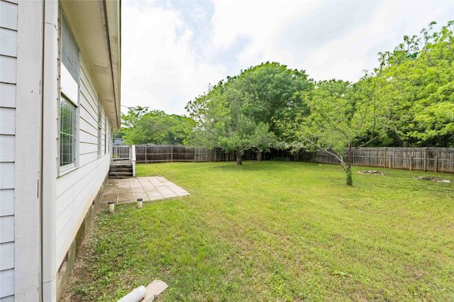 306 Owens Street, Bridgeport, TX 76426