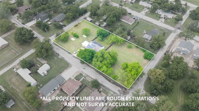 306 Owens Street, Bridgeport, TX 76426