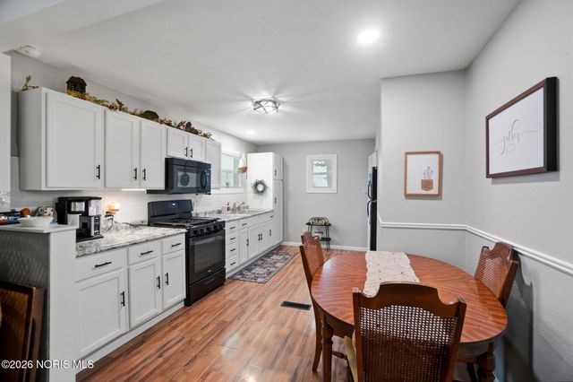 1421 E Sandusky Street, Findlay, OH 45840