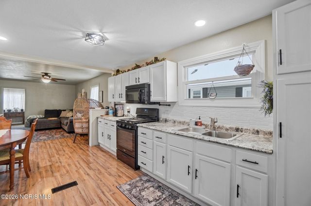 1421 E Sandusky Street, Findlay, OH 45840