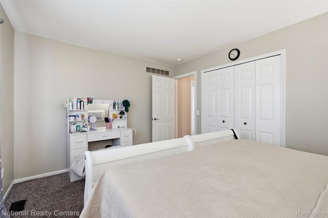 5549 Mansfield Avenue, Sterling Heights, MI 48310