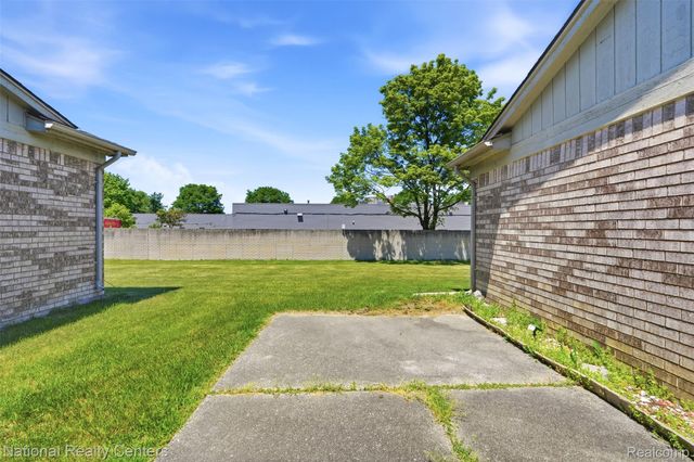 5549 Mansfield Avenue, Sterling Heights, MI 48310