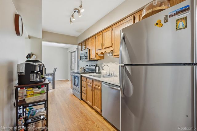 5549 Mansfield Avenue, Sterling Heights, MI 48310