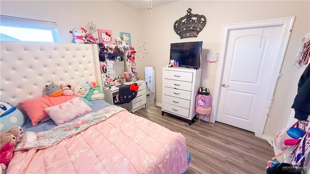 1904 E Ridgeway Circle, Edinburg, TX 78542