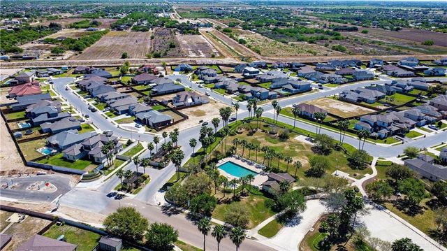 1904 E Ridgeway Circle, Edinburg, TX 78542