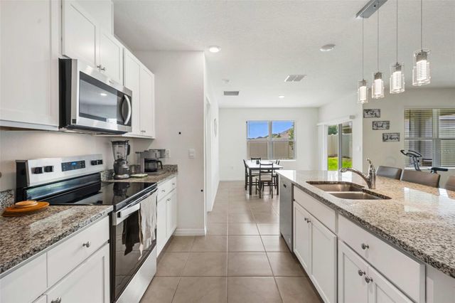 1421 CUMBERLAND AVENUE, Davenport, FL 33837