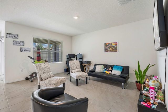 1421 CUMBERLAND AVENUE, Davenport, FL 33837