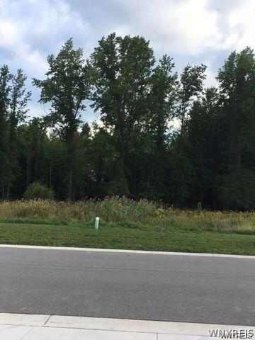 525 Riverwalk Drive, Lewiston, NY 14092