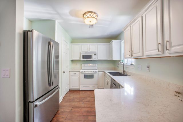 105 Lovette Court, Goose Creek, SC 29445