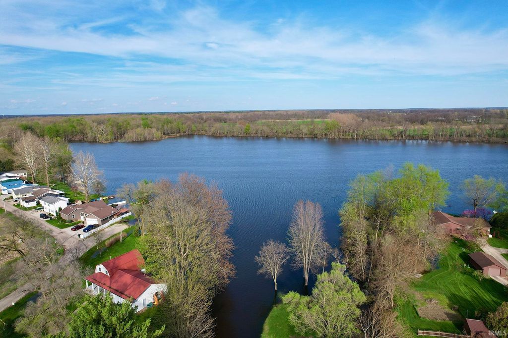 4845 N 300 W, Shipshewana, IN 46565