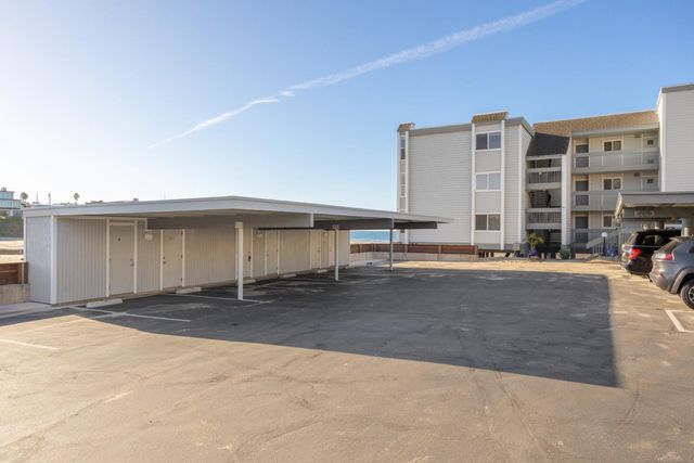 22130 E Cliff Drive 3D, Santa Cruz, CA 95062