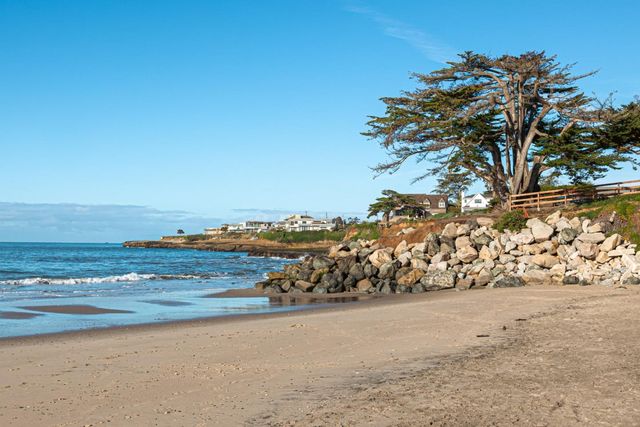 22130 E Cliff Drive 3D, Santa Cruz, CA 95062