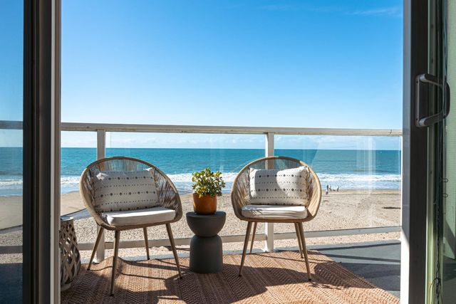 22130 E Cliff Drive 3D, Santa Cruz, CA 95062