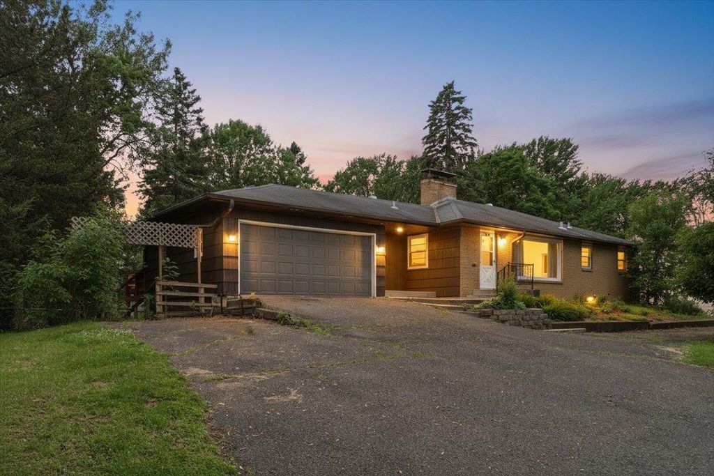 6193 49th Street N, Oakdale, MN 55128 — exterior