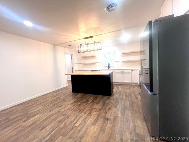 563 W Chambers Road, Mcalester, OK 74501