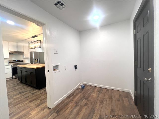 563 W Chambers Road, Mcalester, OK 74501