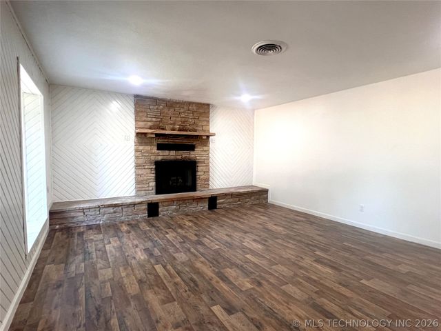 563 W Chambers Road, Mcalester, OK 74501