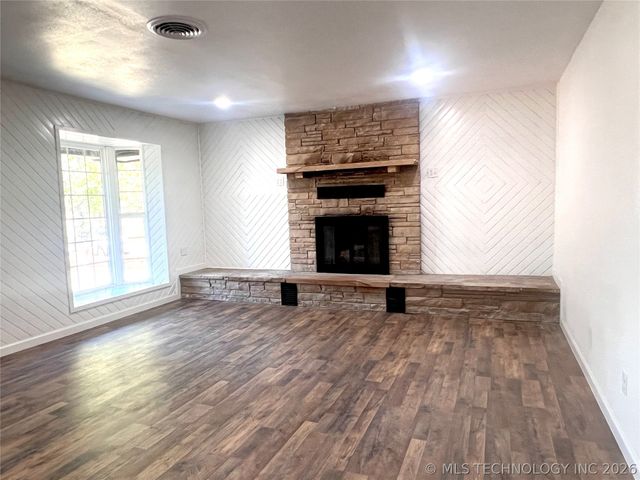 563 W Chambers Road, Mcalester, OK 74501