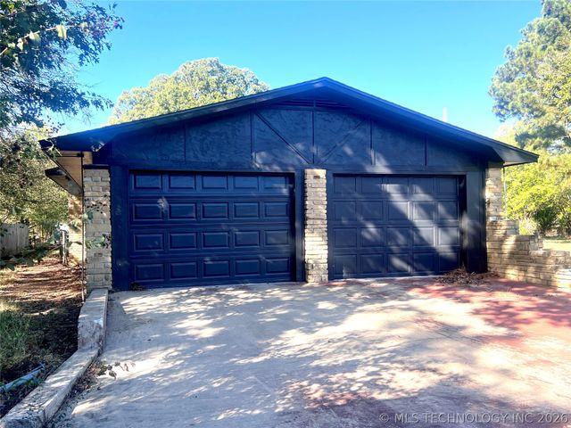 563 W Chambers Road, Mcalester, OK 74501