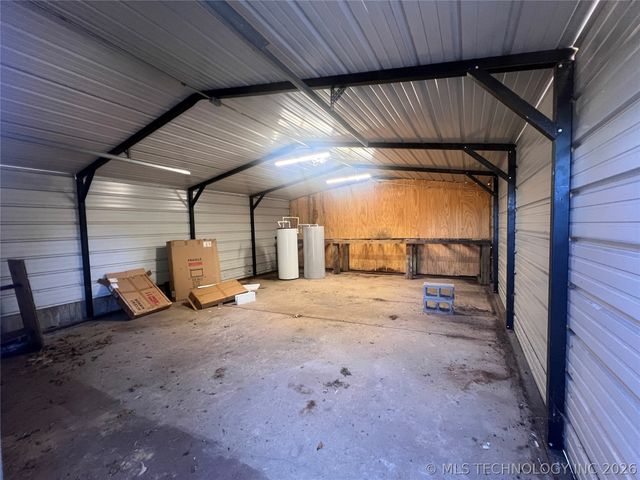 563 W Chambers Road, Mcalester, OK 74501