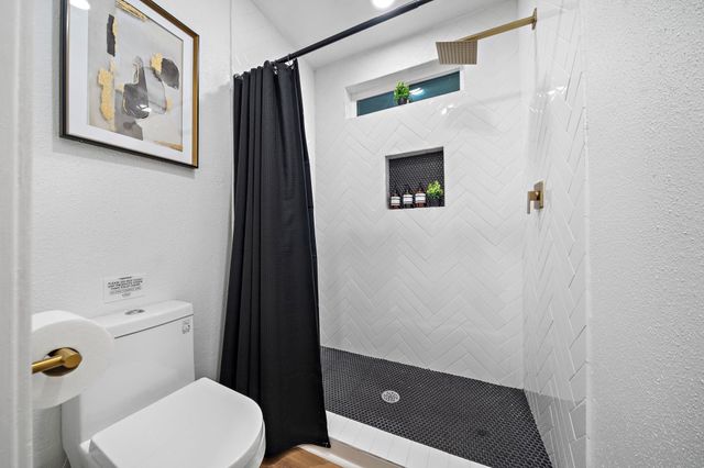 610 Acapulco Village Drive, Humble, TX 77338