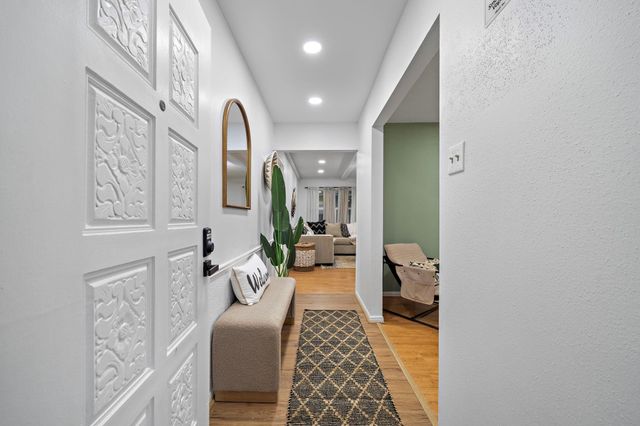 610 Acapulco Village Drive, Humble, TX 77338