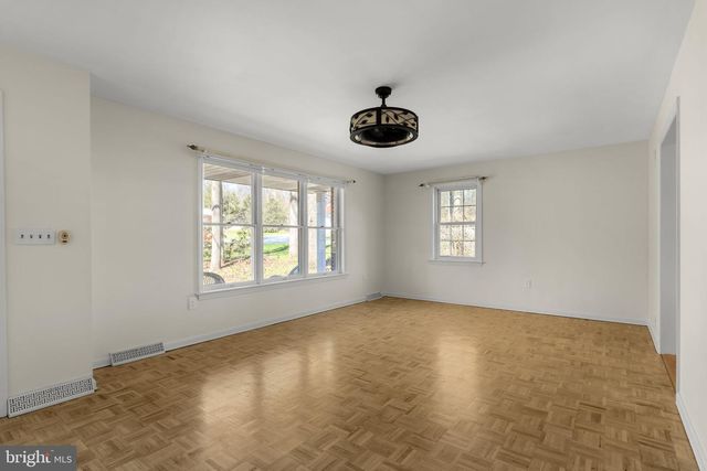 4897 BOSSLER RD, Elizabethtown, PA 17022