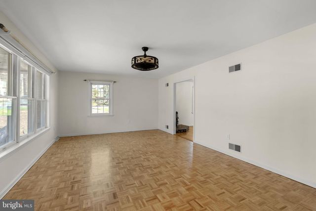 4897 BOSSLER RD, Elizabethtown, PA 17022