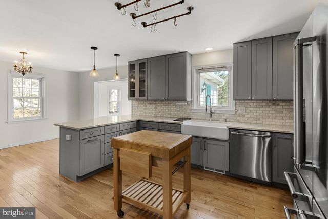 4897 BOSSLER RD, Elizabethtown, PA 17022