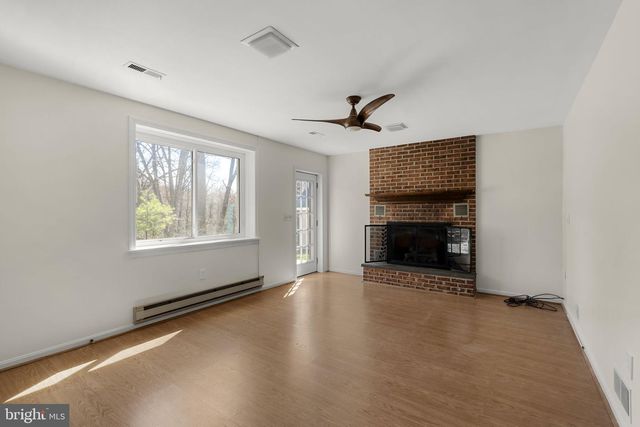 4897 BOSSLER RD, Elizabethtown, PA 17022