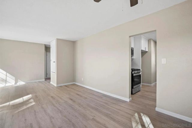 1111 W Avenue J10, Lancaster, CA 93534