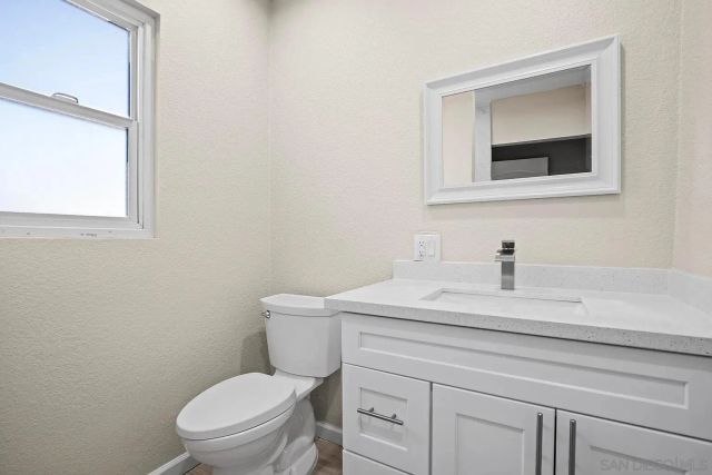 1111 W Avenue J10, Lancaster, CA 93534