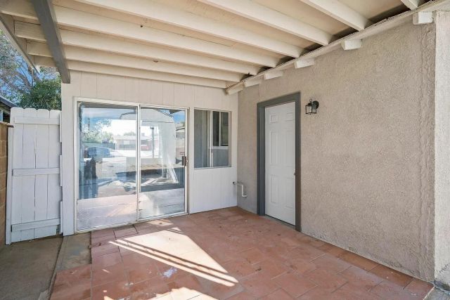 1111 W Avenue J10, Lancaster, CA 93534