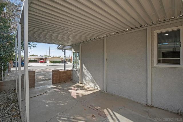 1111 W Avenue J10, Lancaster, CA 93534