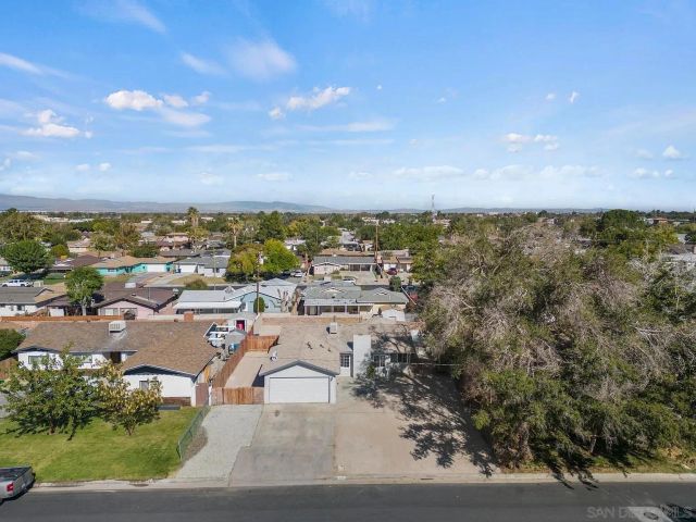 1111 W Avenue J10, Lancaster, CA 93534