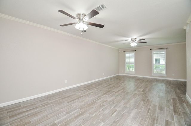 13074 Trail Hollow Drive 3074, Houston, TX 77079