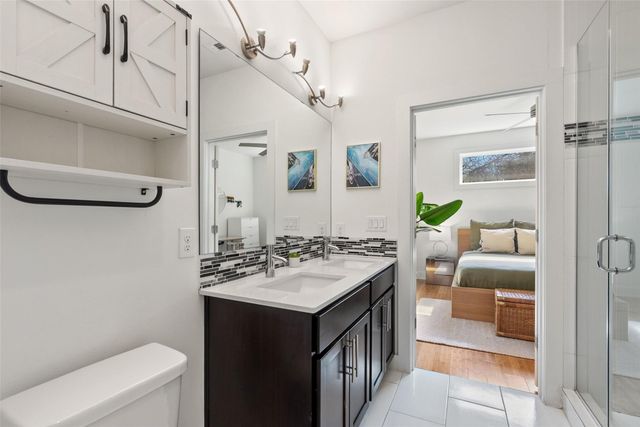 402 El Paso ST B, Austin, TX 78704