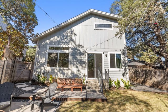 402 El Paso ST B, Austin, TX 78704